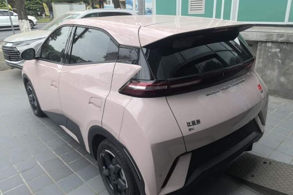 BYD Seagull 2023, 12300 км, за 10571 USD