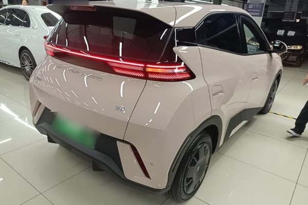 BYD Seagull 2023, 12400 км, за 9038 USD