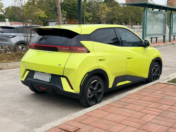 BYD Seagull 2023, 25700 км, за 9914 USD