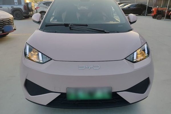 BYD Seagull 2025, 10000 км, за 9423 USD