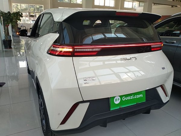 BYD Seagull 2025, 14200 км, за 10323 USD