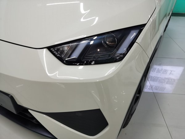 BYD Seagull 2025, 15200 км, за 9644 USD