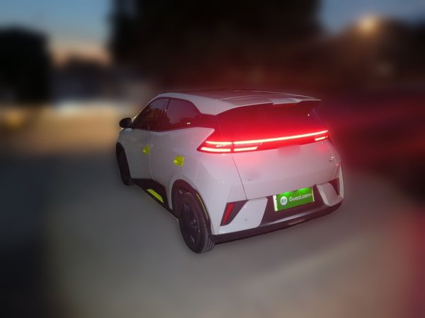 BYD Seagull 2025, 4000 км, за 8316 USD