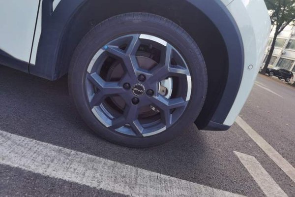 BYD Seagull 2025, 4600 км, за 10217 USD