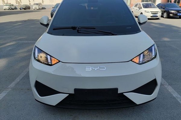 BYD Seagull 2025, 6000 км, за 9498 USD