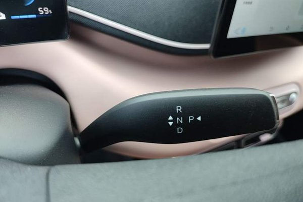 BYD Seagull 2025, 6000 км, за 9498 USD - фото 17