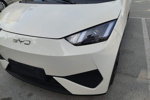 BYD Seagull 2025, 6000 км, за 9498 USD - фото 9