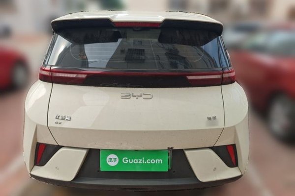 BYD Seagull 2025, 8600 км, за 10321 USD