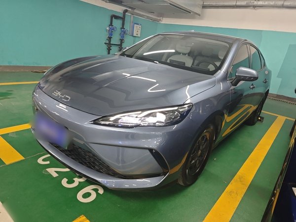 BYD Seal 05 DM-i · 2025 год