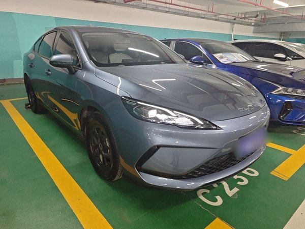 BYD Seal 05 DM-i 2025, 13700 км, за 11043 USD