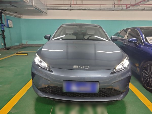 BYD Seal 05 DM-i 2025, 13700 км, за 11043 USD