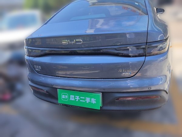 BYD Seal 05 DM-i 2025, 11700 км, за 13776 USD