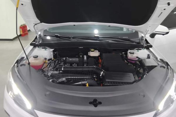 BYD Seal 05 DM-i 2025, 14000 км, за 11644 USD - фото 24