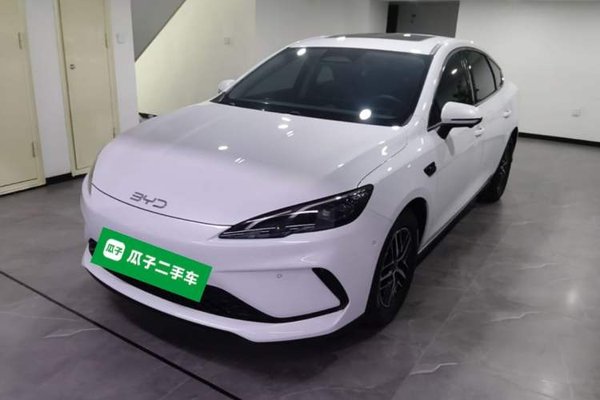 BYD Seal 05 DM-i · 2025 год