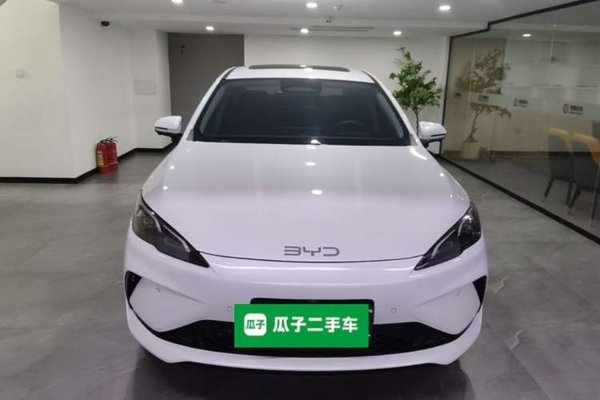BYD Seal 05 DM-i 2025, 14000 км, за 11644 USD