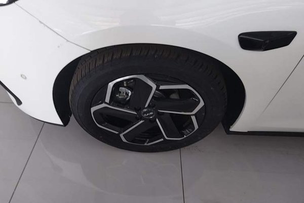 BYD Seal 06 DM-i Touring 2025, 5100 км, за 17593 USD - фото 10