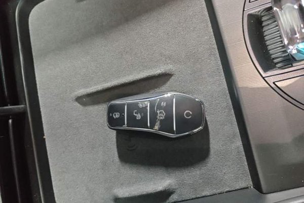 BYD Seal 06 New Energy 2024, 26300 км, за 13450 USD - фото 23