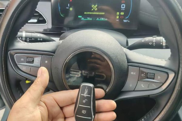 BYD Seal 06 New Energy 2024, 53600 км, за 9872 USD - фото 20