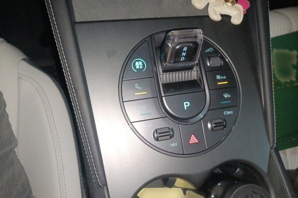 BYD Seal 06 New Energy 2024, 9900 км, за 14241 USD - фото 13