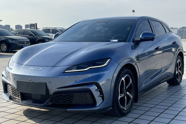 BYD Seal 06GT · 2025 год