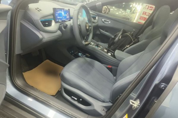 BYD Seal 06GT 2025, 13200 км, за 17044 USD - фото 23