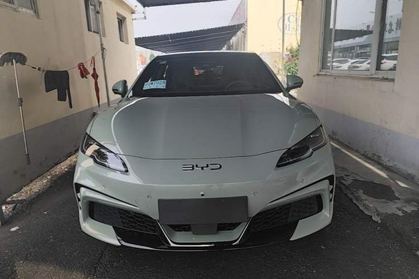 BYD Seal 06GT 2026, 100 км, за 21658 USD