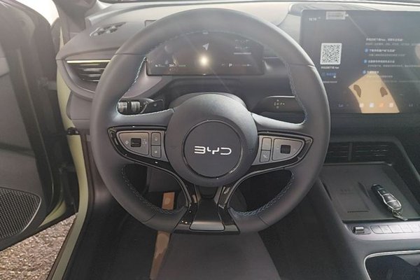 BYD Seal 06GT 2026, 100 км, за 21658 USD - фото 13