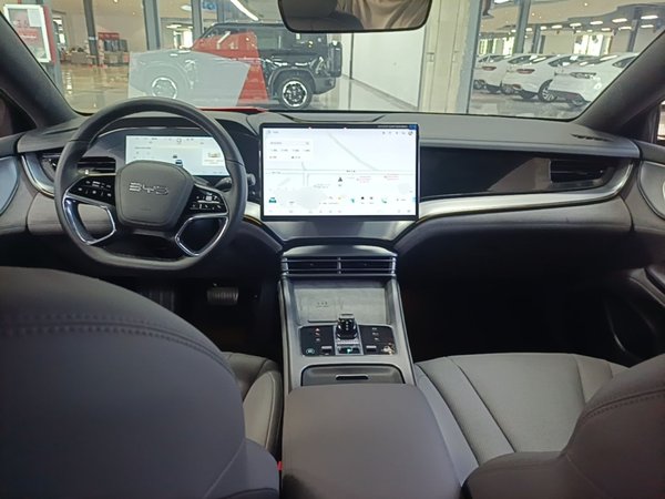 BYD Seal 07 DM-i 2025, 10400 км, за 17438 USD - фото 13