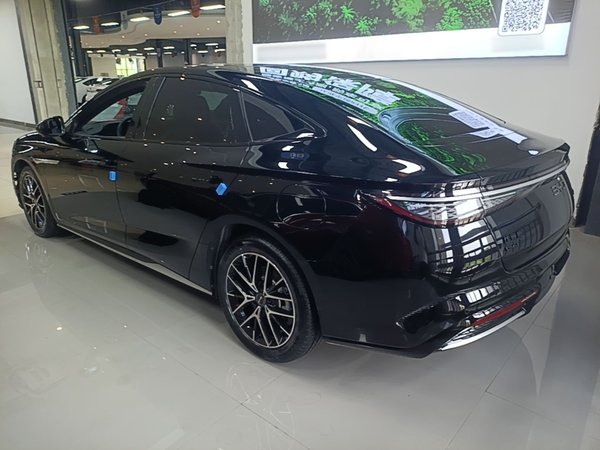 BYD Seal 07 DM-i 2025, 10400 км, за 17438 USD