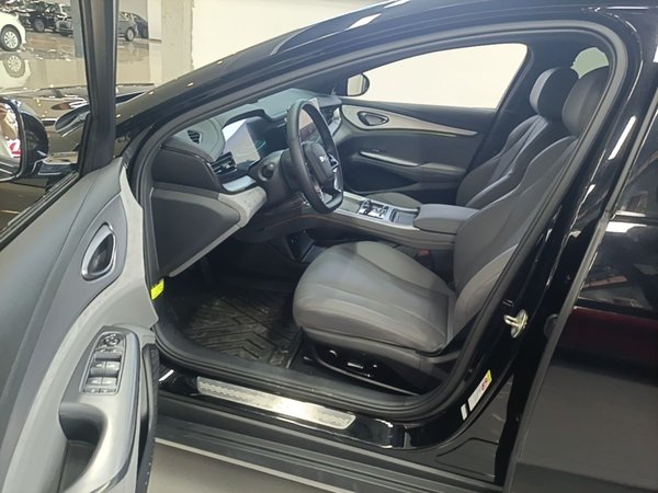BYD Seal 07 DM-i 2025, 10400 км, за 17438 USD - фото 19