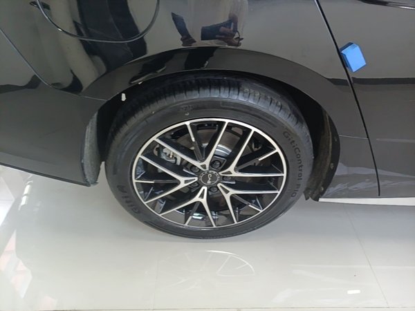 BYD Seal 07 DM-i 2025, 10400 км, за 17438 USD - фото 10