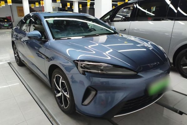 BYD Seal 07 DM-i 2026, 2900 км, за 22057 USD