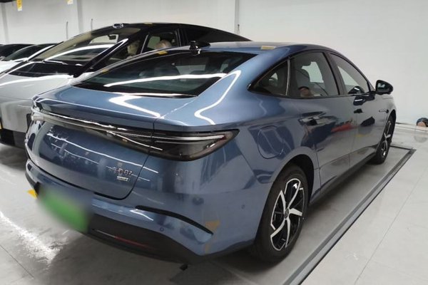 BYD Seal 07 DM-i 2026, 2900 км, за 22057 USD - фото 6