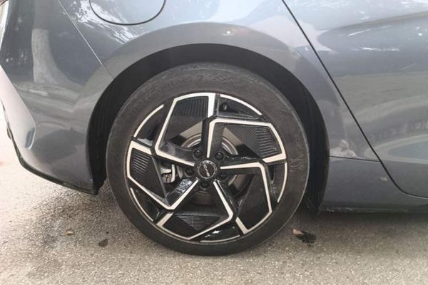 BYD Seal 2022, 66700 км, за 17639 USD - фото 11
