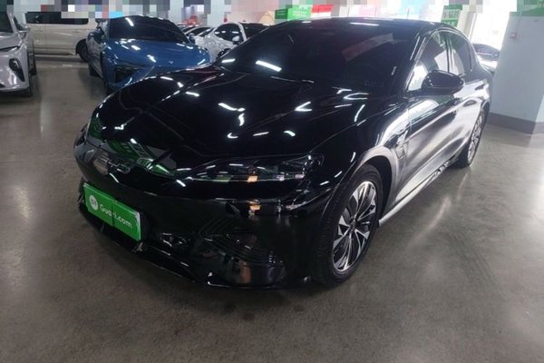 BYD Seal · 2023 год