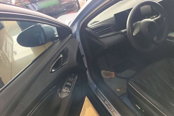 BYD Seal 2023, 44700 км, за 16146 USD - фото 18