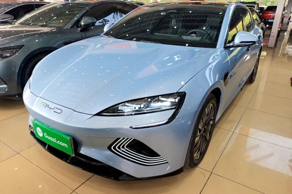 BYD Seal · 2023 год