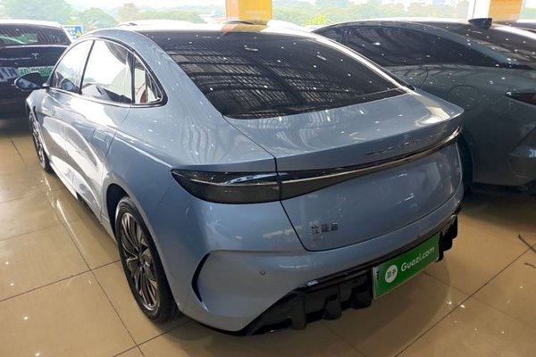 BYD Seal 2023, 44700 км, за 16146 USD