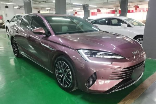 BYD Seal 2023, 27100 км, за 14638 USD
