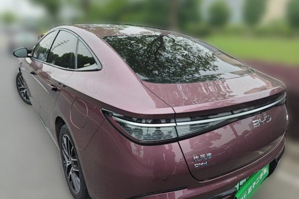 BYD Seal 2023, 42700 км, за 12236 USD
