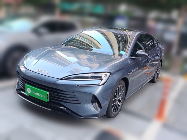 BYD Seal · 2023 год