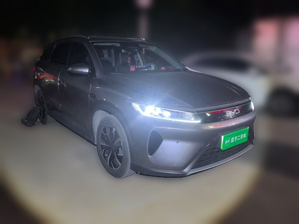 BYD Sealion 05 DM-i 2025, 11200 км, за 12041 USD