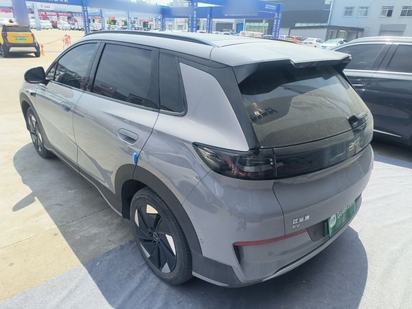 BYD Sealion 05 EV 2025, 5600 км, за 18239 USD