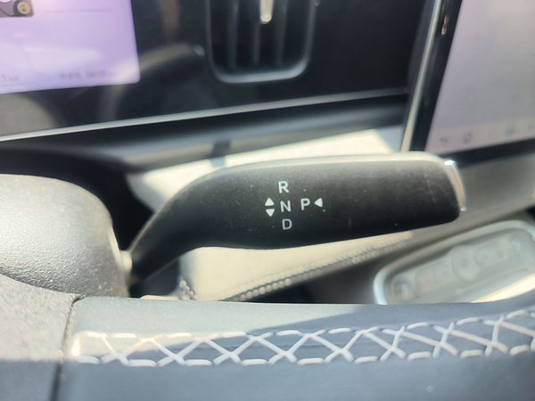BYD Sealion 05 EV 2025, 5600 км, за 18239 USD - фото 17