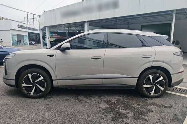 BYD Sealion 06 New Energy 2025, 11800 км, за 22613 USD