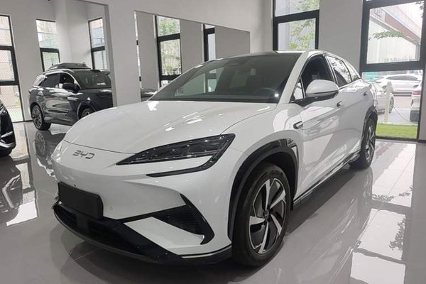 BYD Sealion 07 EV · 2024 год
