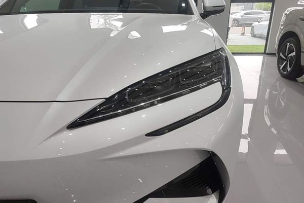 BYD Sealion 07 EV 2024, 12800 км, за 20728 USD - фото 8