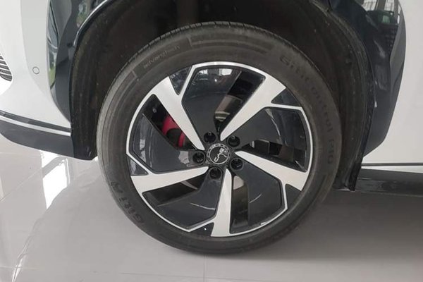 BYD Sealion 07 EV 2024, 12800 км, за 20728 USD - фото 11
