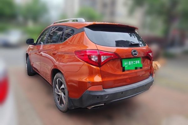BYD Song 2016, 79400 км, за 2638 USD