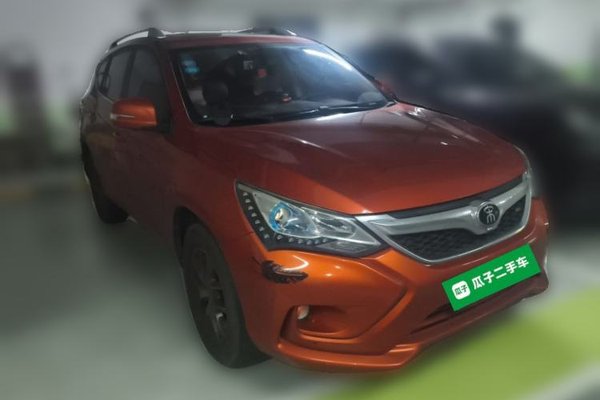 BYD Song 2016, 109500 км, за 3274 USD